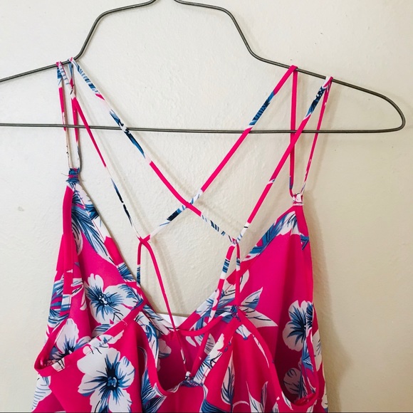 NWT Blue and Pink Floral Strappy Back Tank Top - Picture 3 of 8